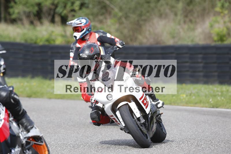 /53 16.09.2025 Track Day Domi Aegerter ADR/Gruppe gelb/44